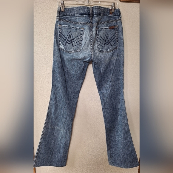 7 For All Mankind A Pocket  Bootcut Low Rise Distressed Womens Jeans Size 28x34 - Picture 1 of 9